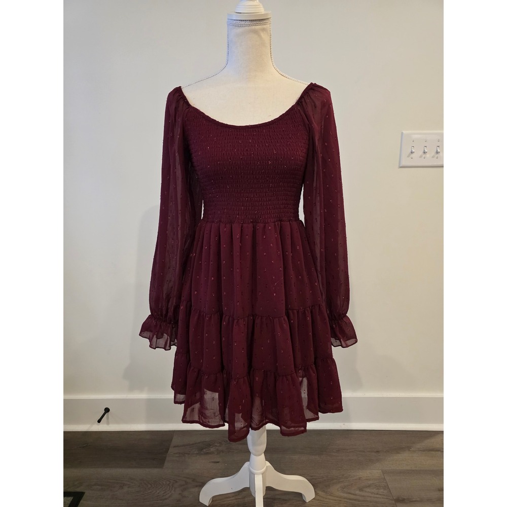 🥳 5/$25 BUNDLE Altar'd State Size Small Burgundy Sparkly Detail Mini Dress‎